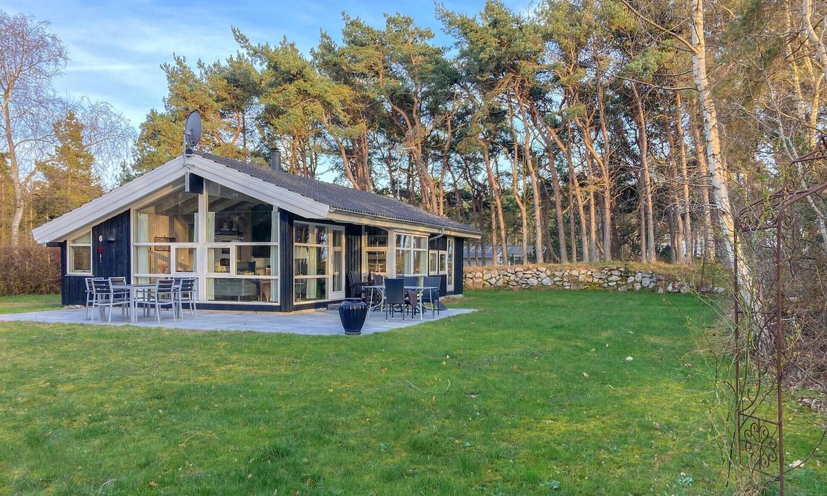Knebel House | Lovely home in Knebel with sauna