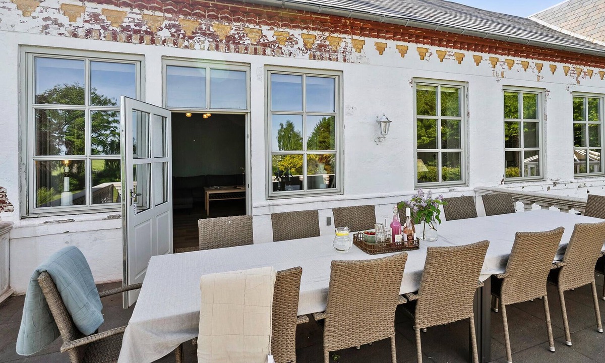 Lunderskov House | Lovely home in Lunderskov with WiFi