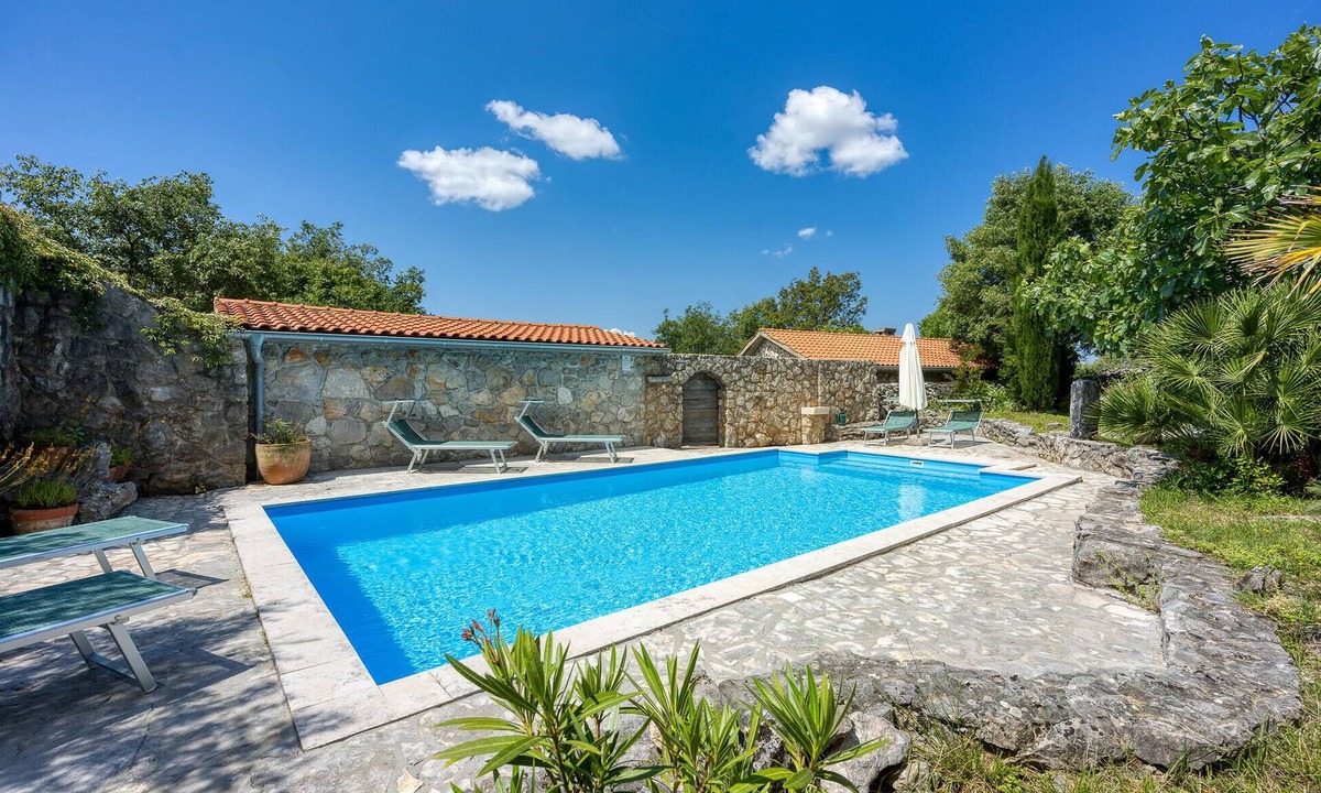Nenadici House | Lovely home in Malinska with WiFi
