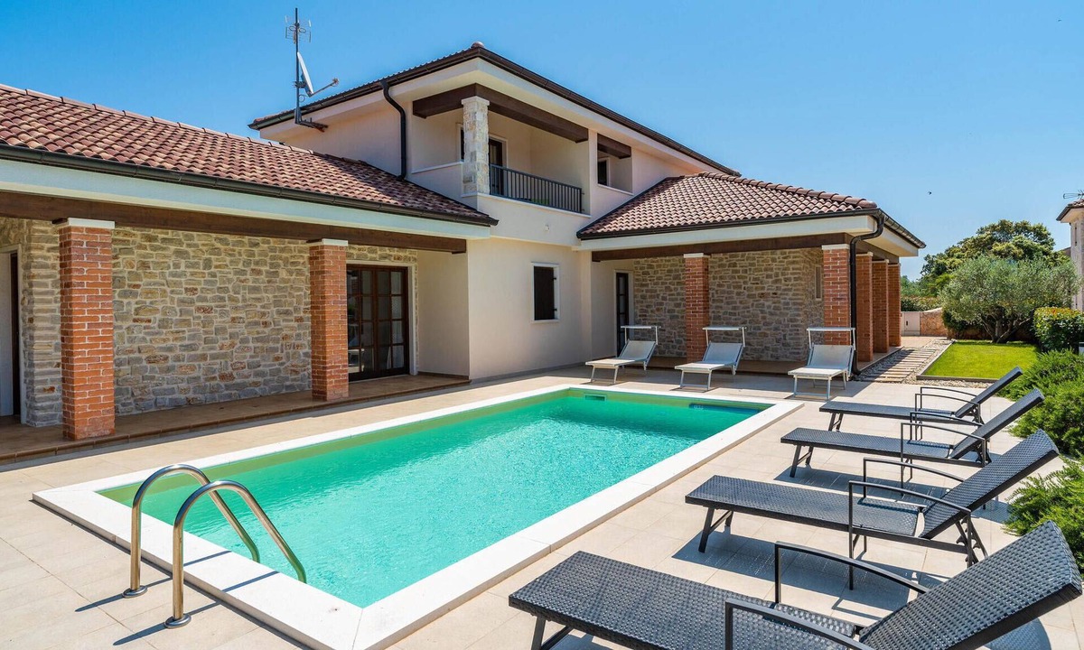 Muline House | Lovely home in Muline