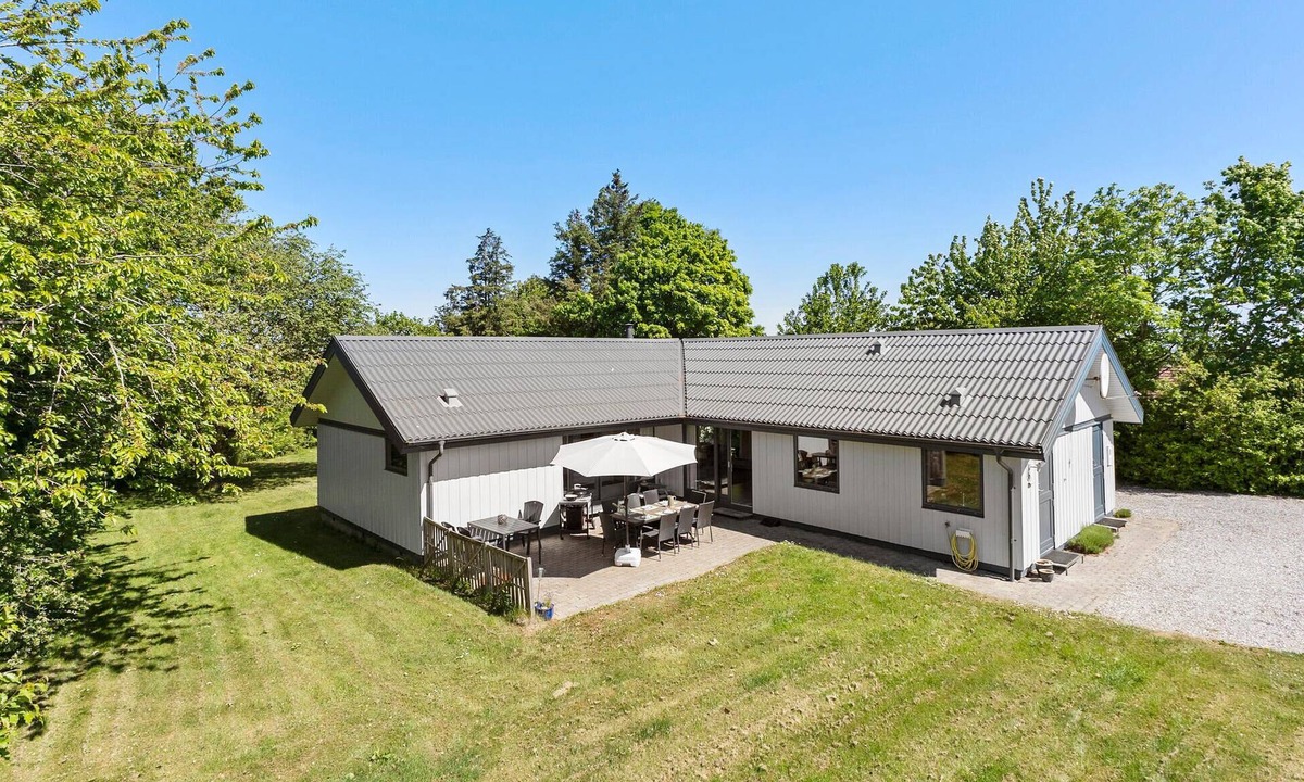 Saksild Strand House | Lovely home in Odder with WiFi