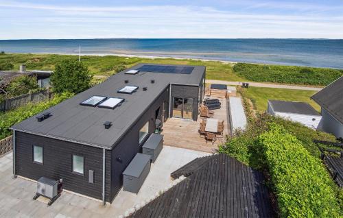 Saksild Strand House | Lovely Home In Odder With Wifi
