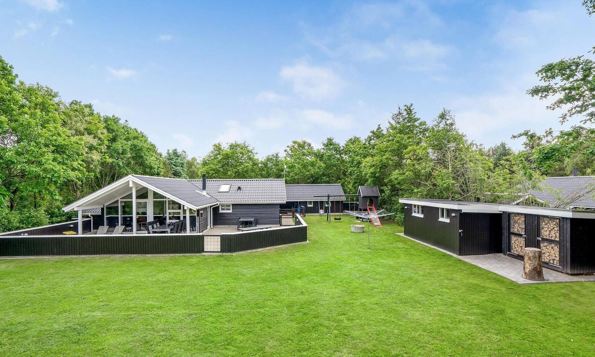 Jegum House | Lovely home in Oksbøl with sauna