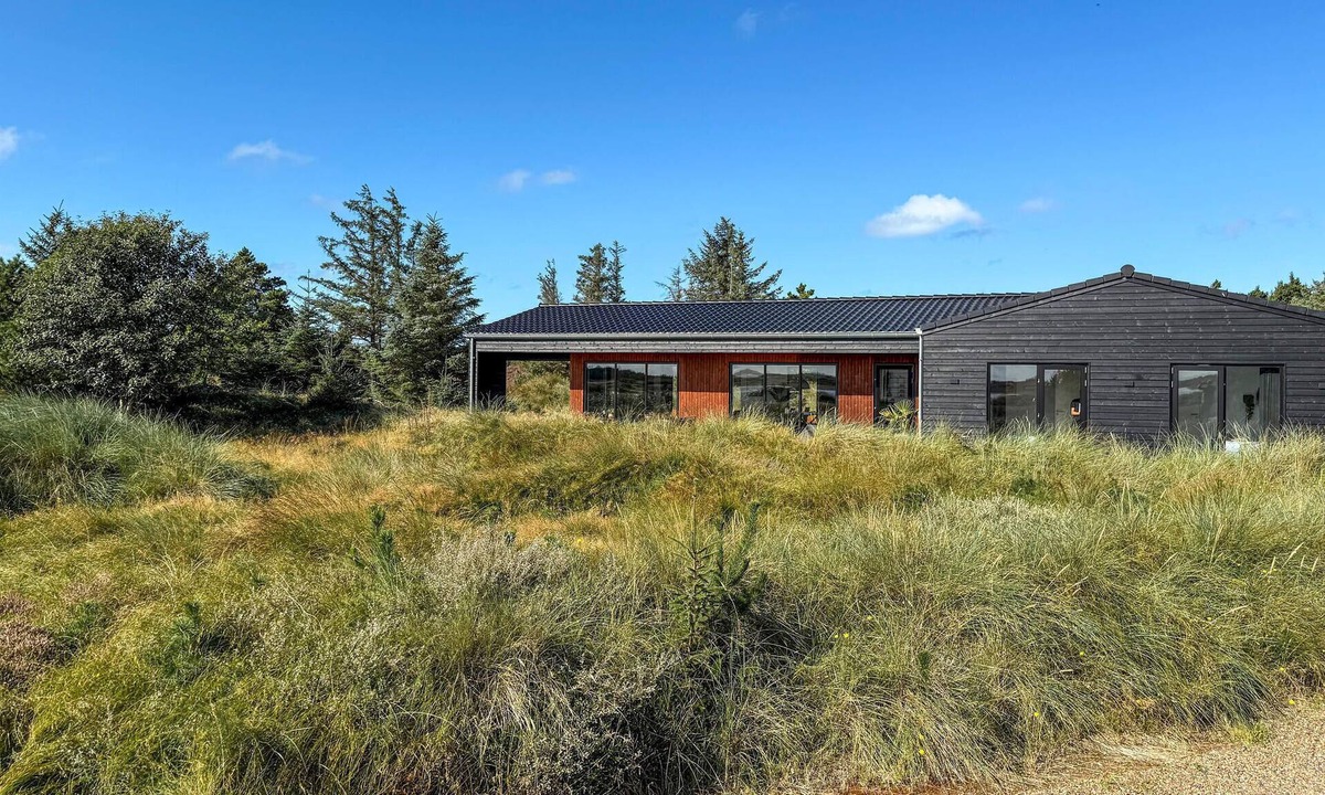 Grærup Strand House | Lovely home in Oksbøl with sauna