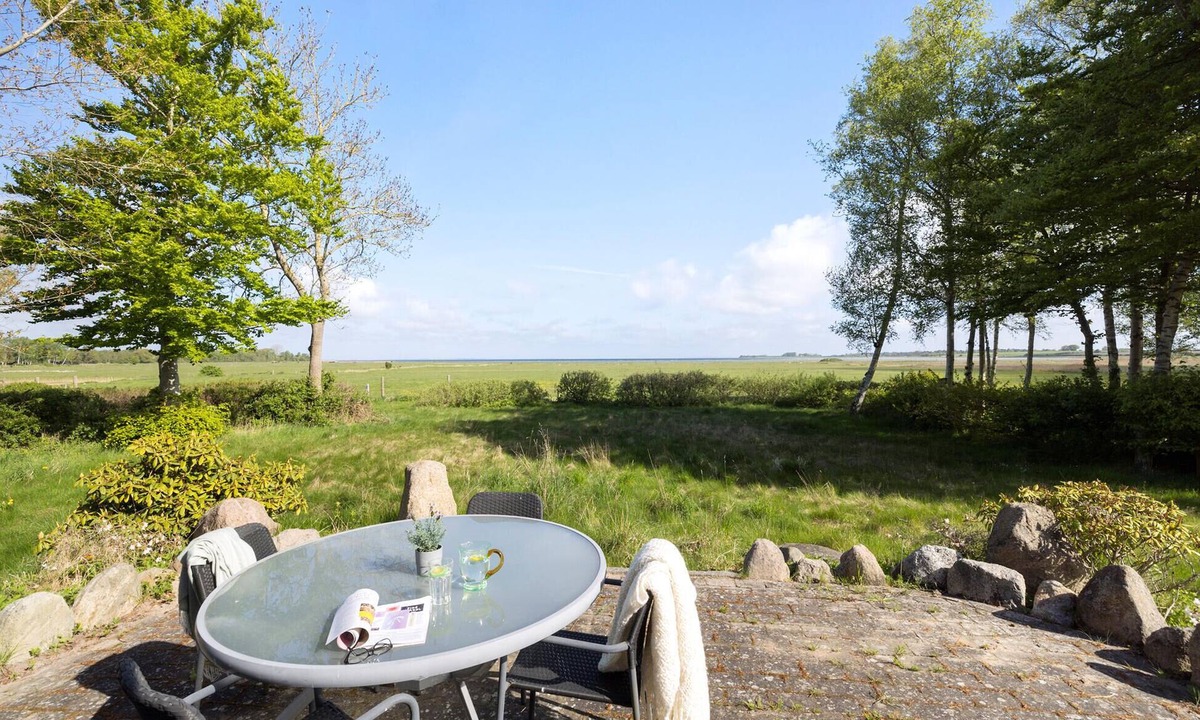Or House | Lovely home in Orø with house sea view
