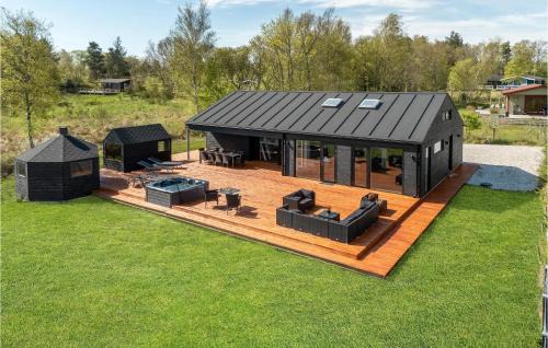 Ørsted House | Lovely Home In Ørsted With Wifi