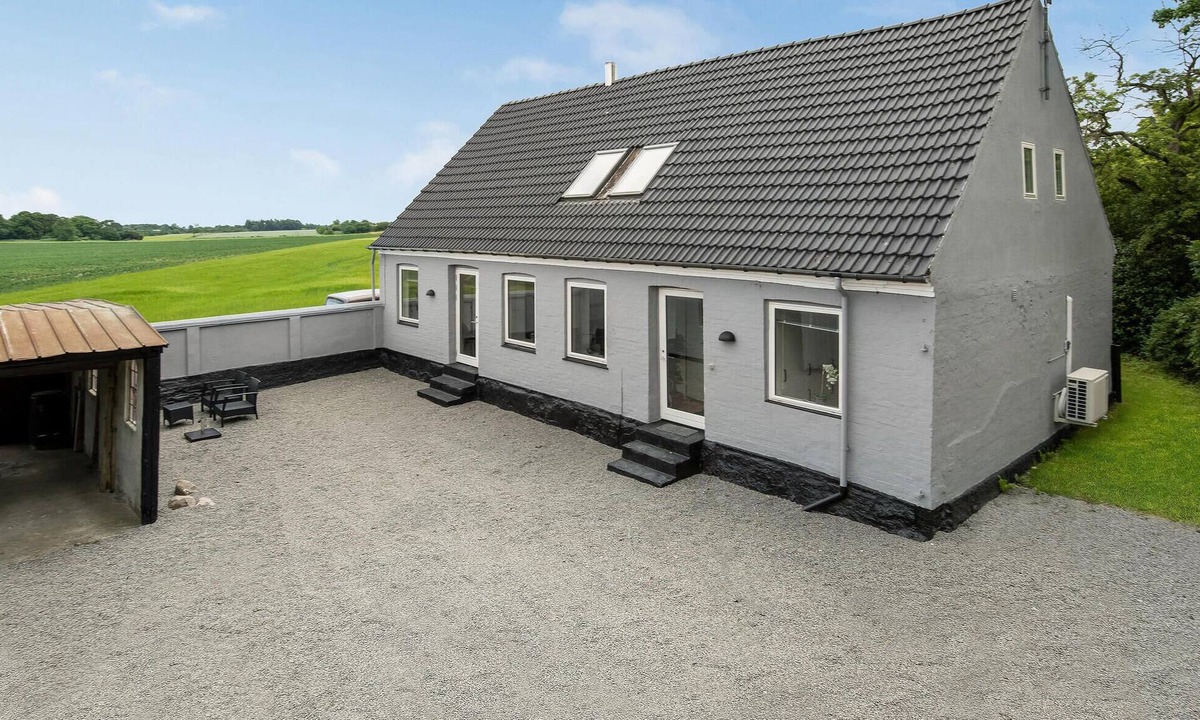 Østermarie House | Lovely home in østermarie with WiFi
