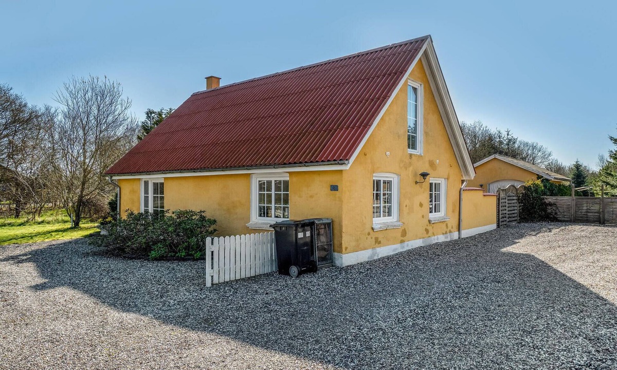 Pandrup House | Lovely home in Pandrup with WiFi