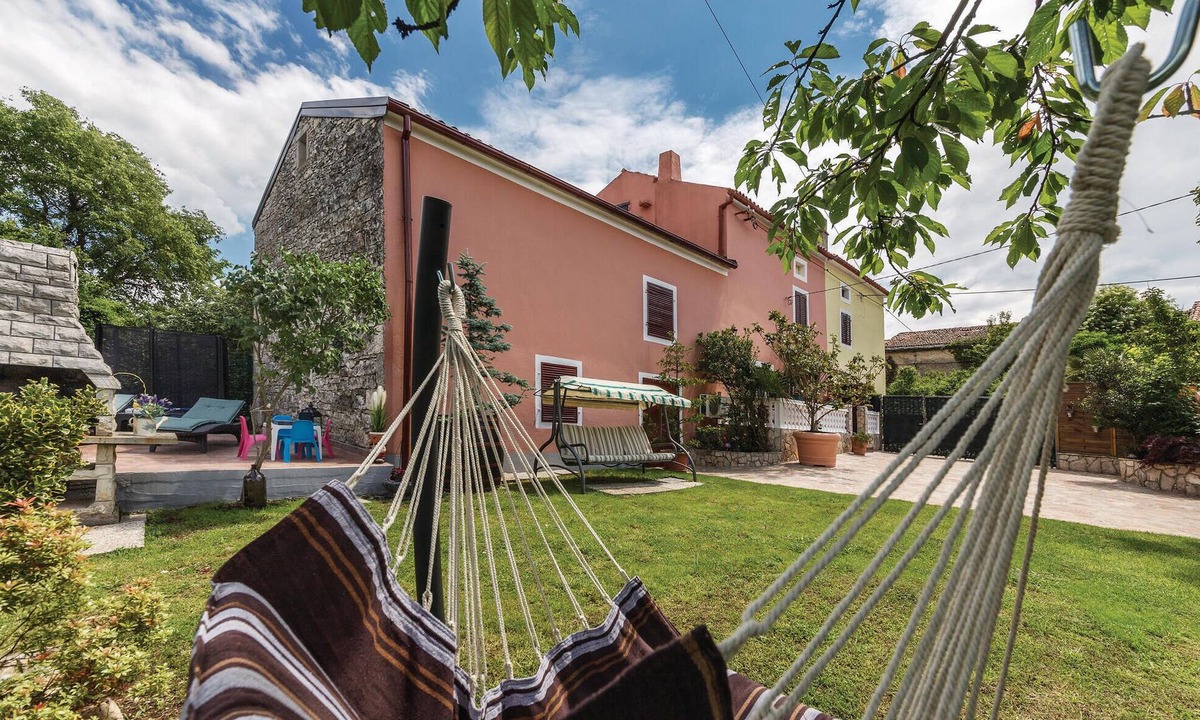 Pinezici House | Lovely home in Pula with WiFi