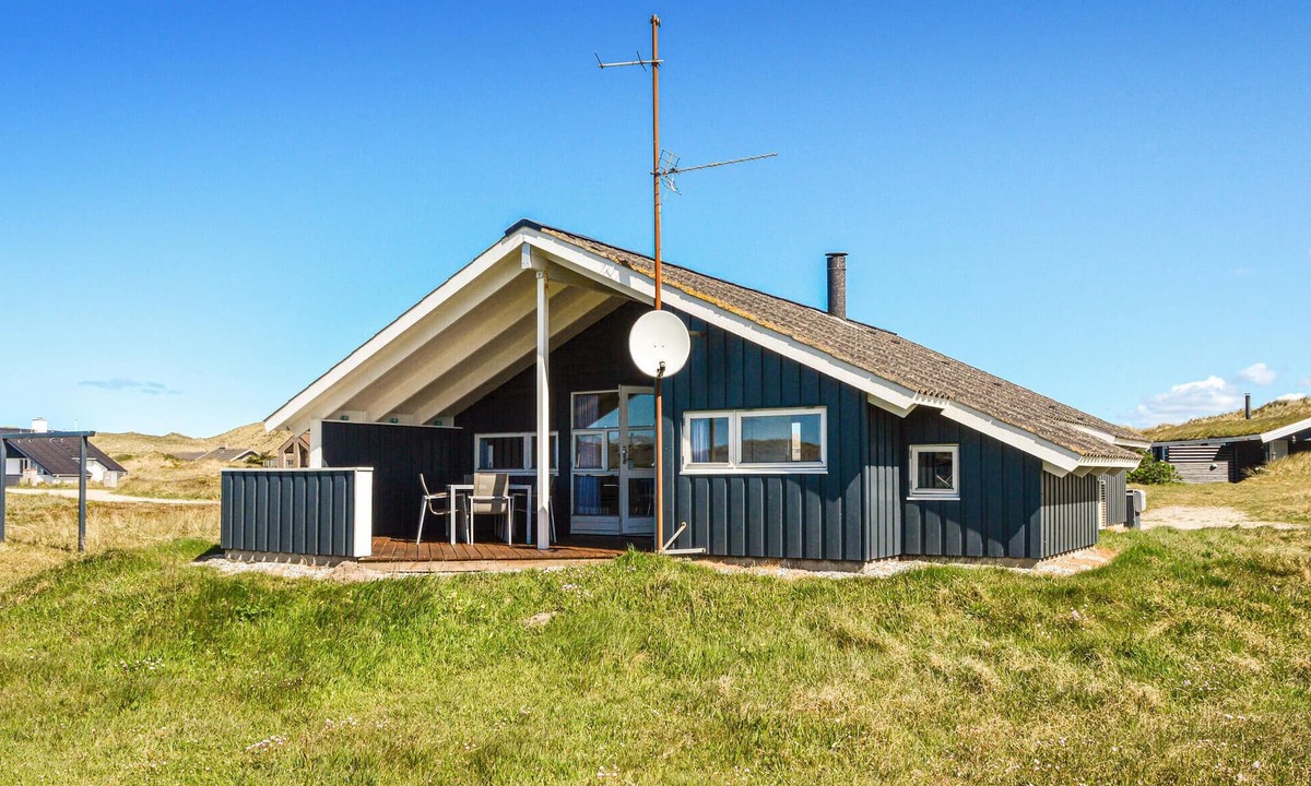 Houvig House | Lovely home in Ringkøbing with kitchen