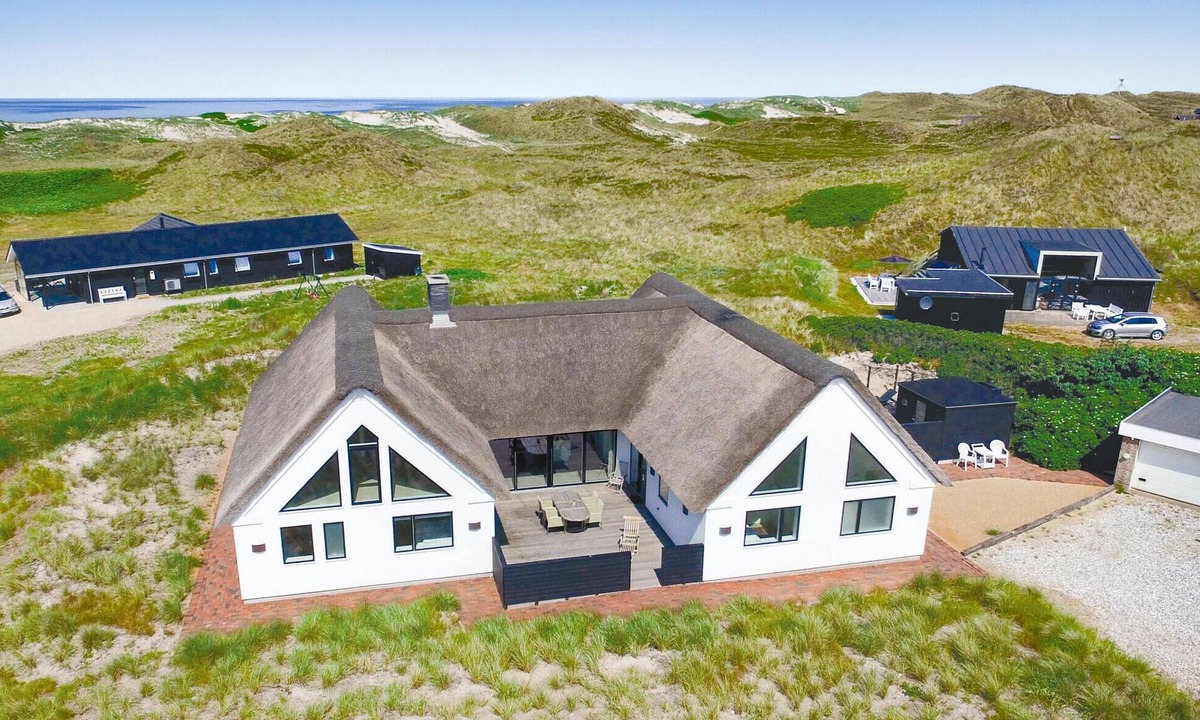 Houvig House | Lovely home in Ringkøbing with sauna