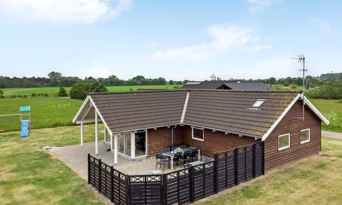 Kramnitse House | Lovely home in Rødby with sauna