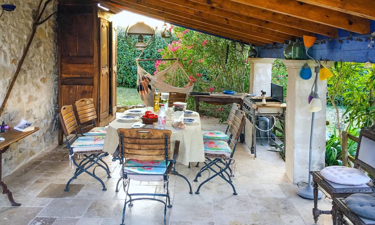 Sauzet House | Lovely home in Sauzet with kitchen