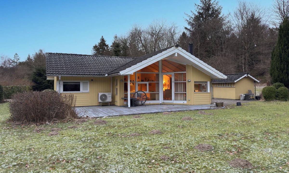 Funder Kirkeby House | Lovely home in Silkeborg with WiFi