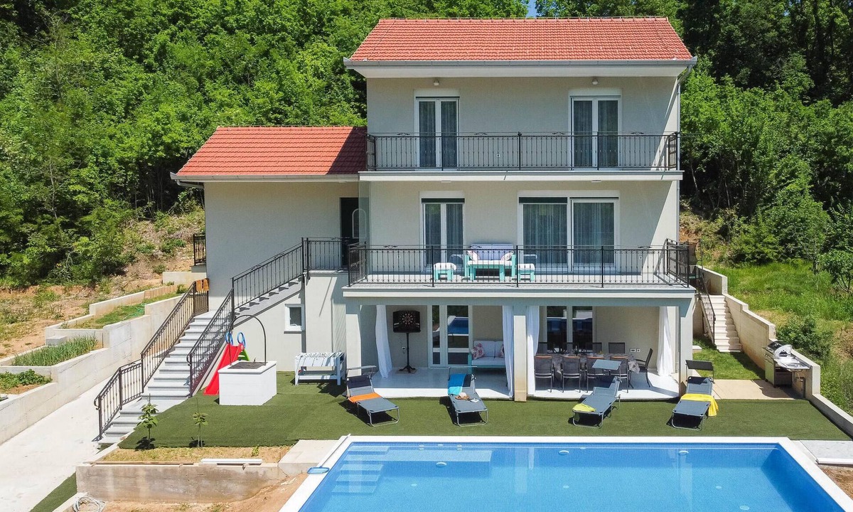 Suhac House | Lovely home in Sinj with private swimming pool, can be inside or outside