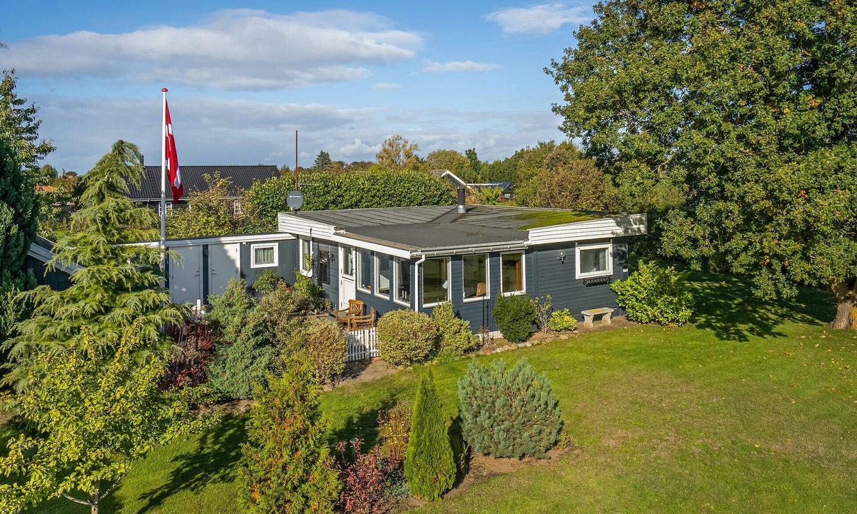 Frolunde House | Lovely home in Slagelse with kitchen