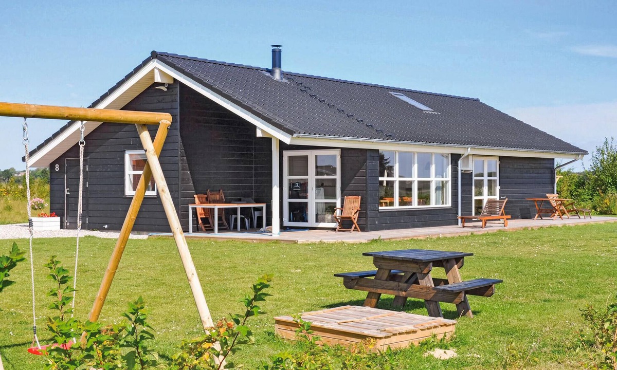 Skovmose House | Lovely home in Sydals with sauna