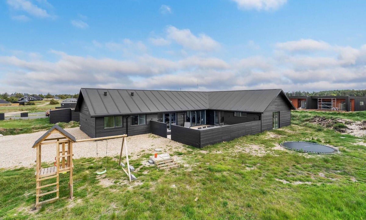 Thisted House | Lovely home in Thisted with sauna