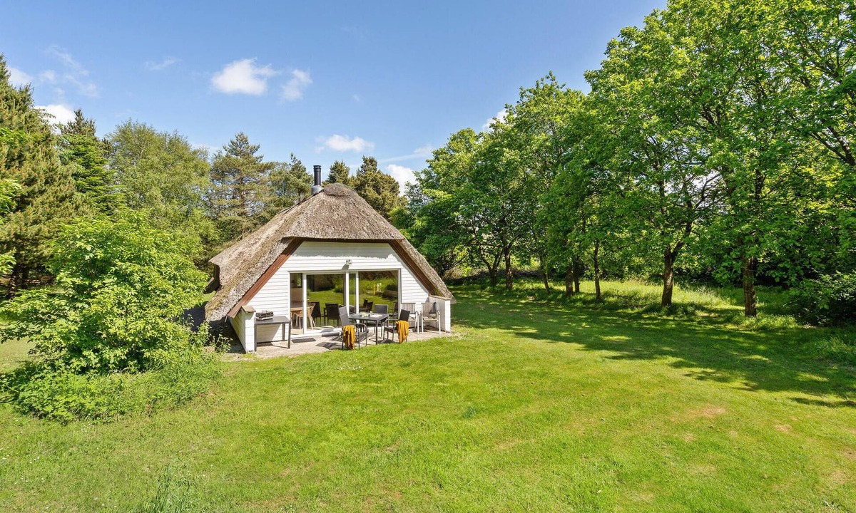Øhuse House | Lovely home in Ulfborg with WiFi