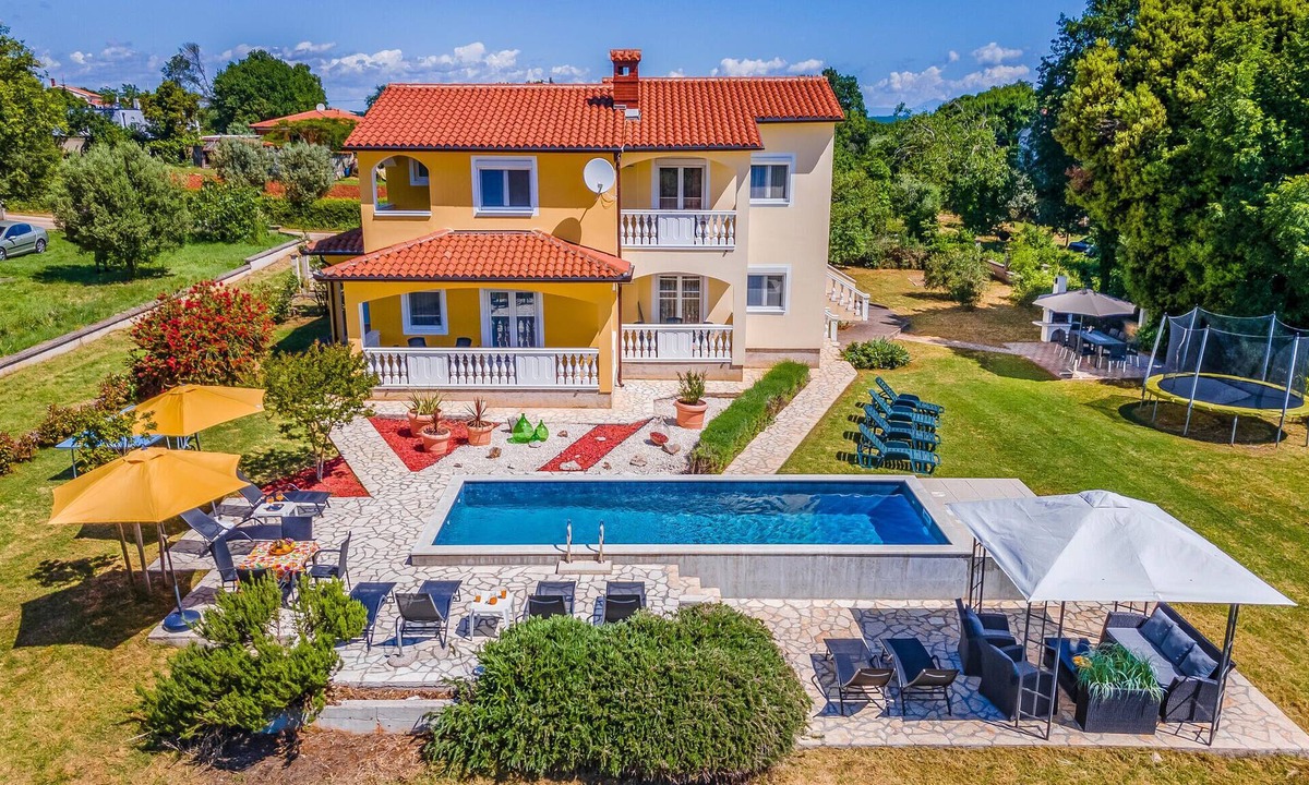 Valtura House | Lovely home in Valtura