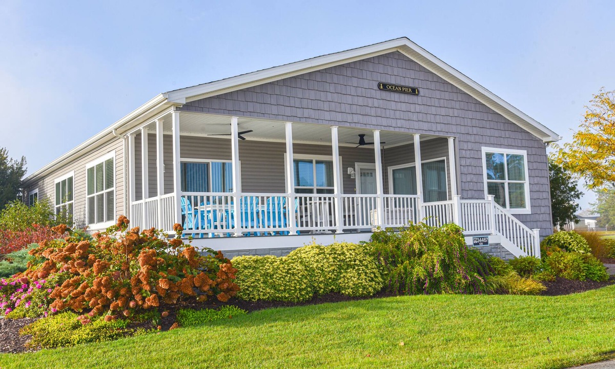 Long Neck House | Lovely home-waterfront, beach, pools, pet friendly!