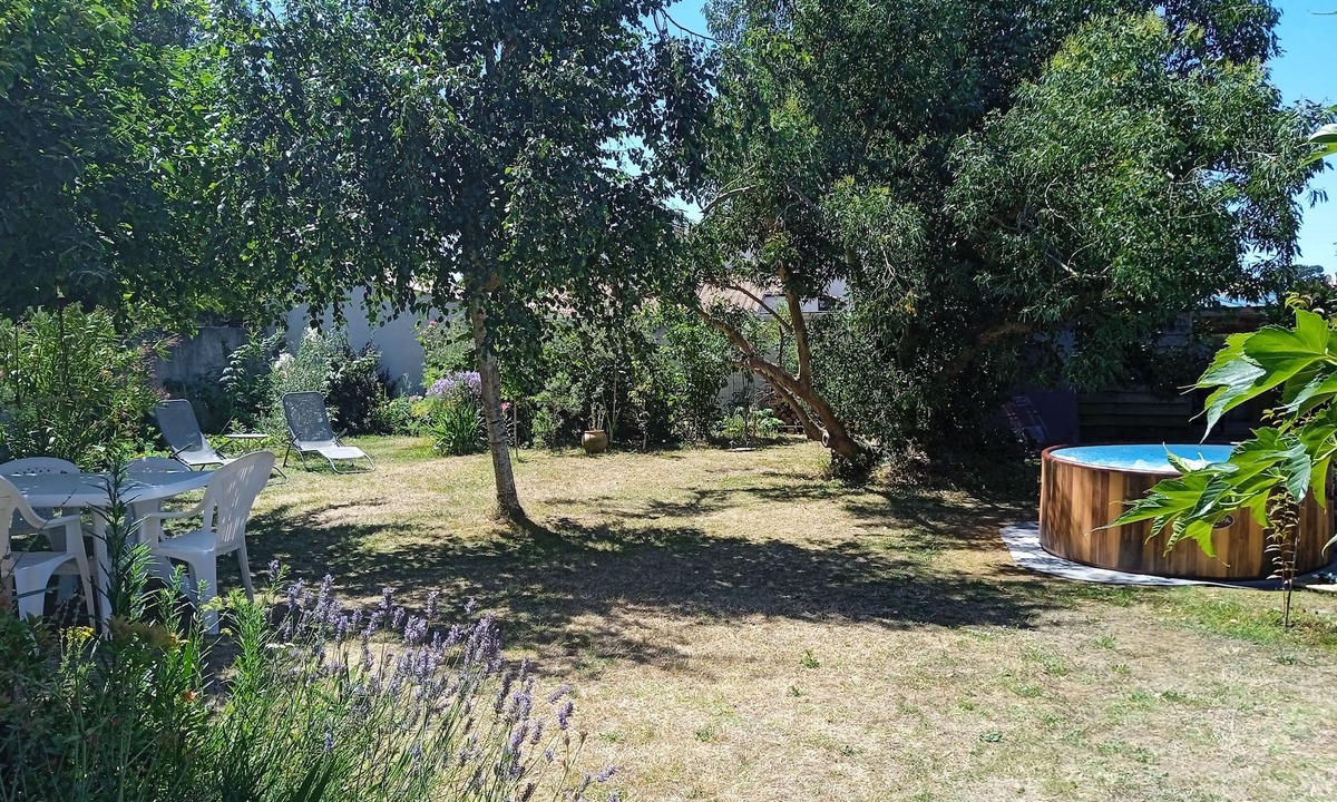 Bretignolles-sur-Mer House | Lovely house with jacuzzi 500m from town center