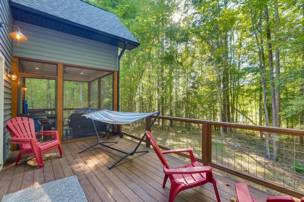 Manson House | Lovely Kerr Lake House w/Private Dock!