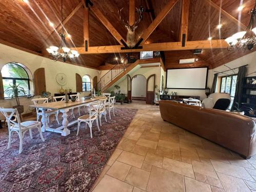 Kumeu House | Lovely Kumeu