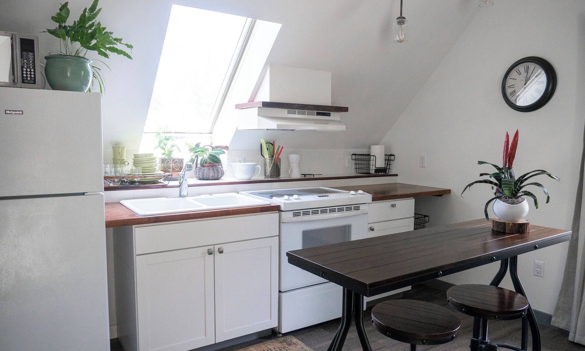 Sherwood - Tualatin South Apartment | Lovely loft apartment