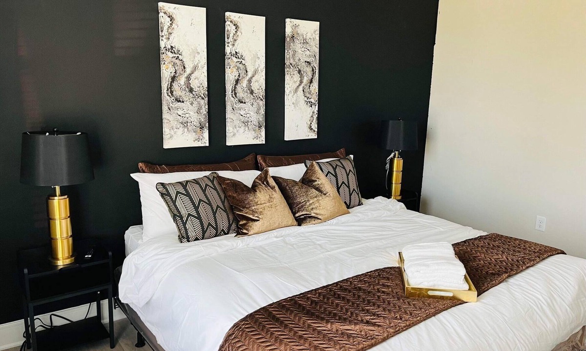 Addicks House | Lovely Luxe Stylish 1 Bedroom Suite