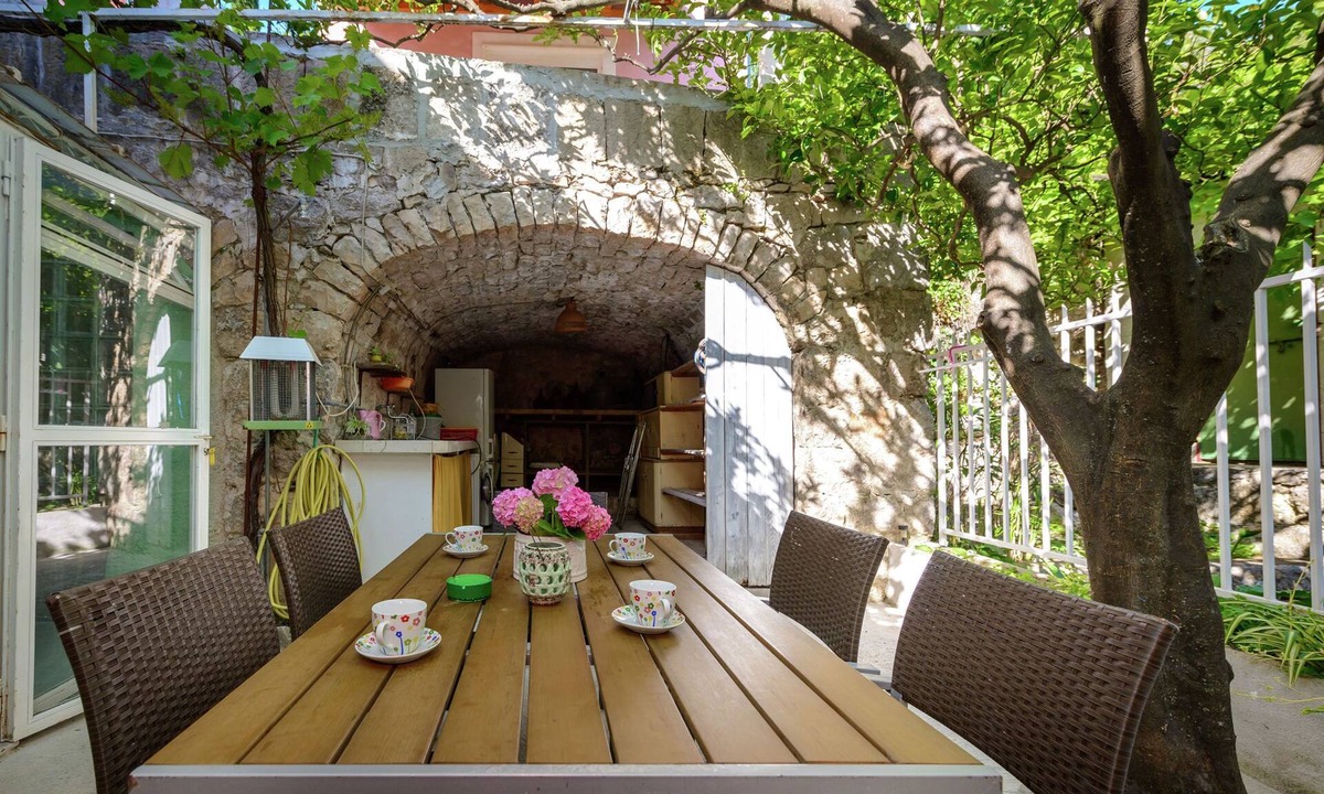 Cavtat House | Lovely Mediterranean home near the beach