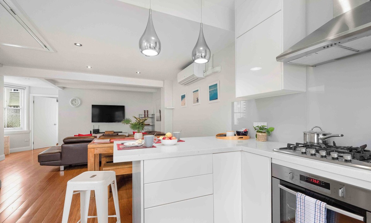 Coogee Apartment | Lovely Modern Coogee Apartment