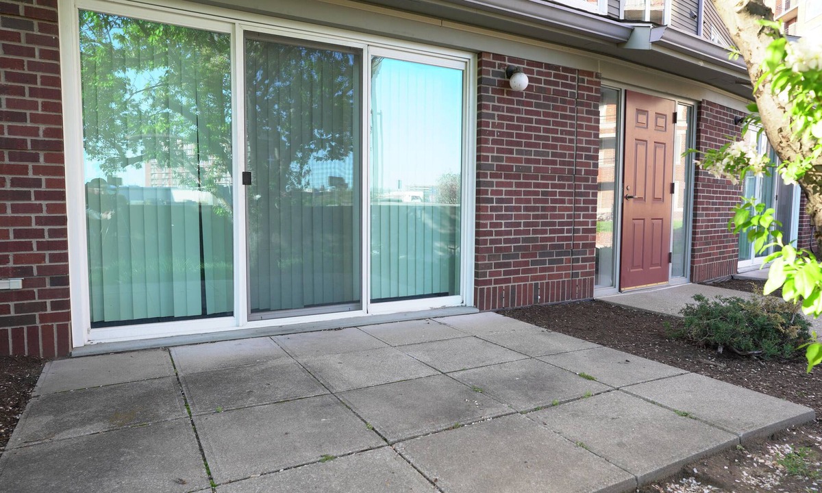 Old Louisville Apartment | Lovely one bed one bath downtown Louisville