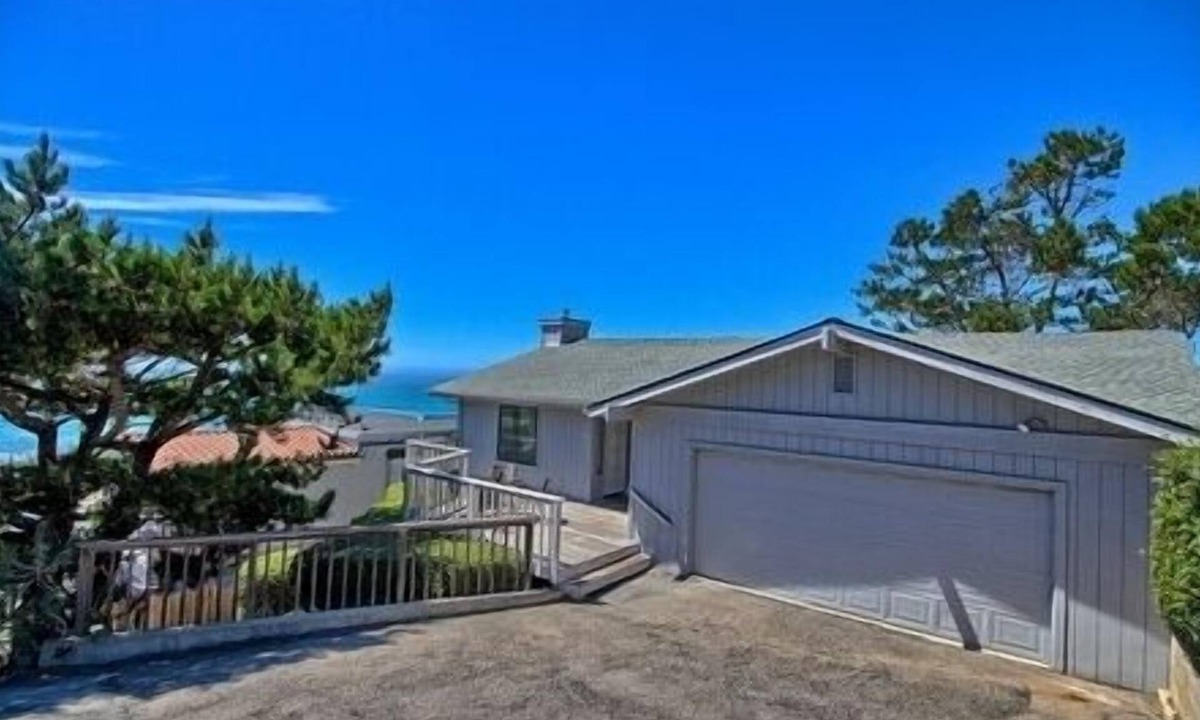 Park Hill House | Lovely Panoramic Views-Spring Special