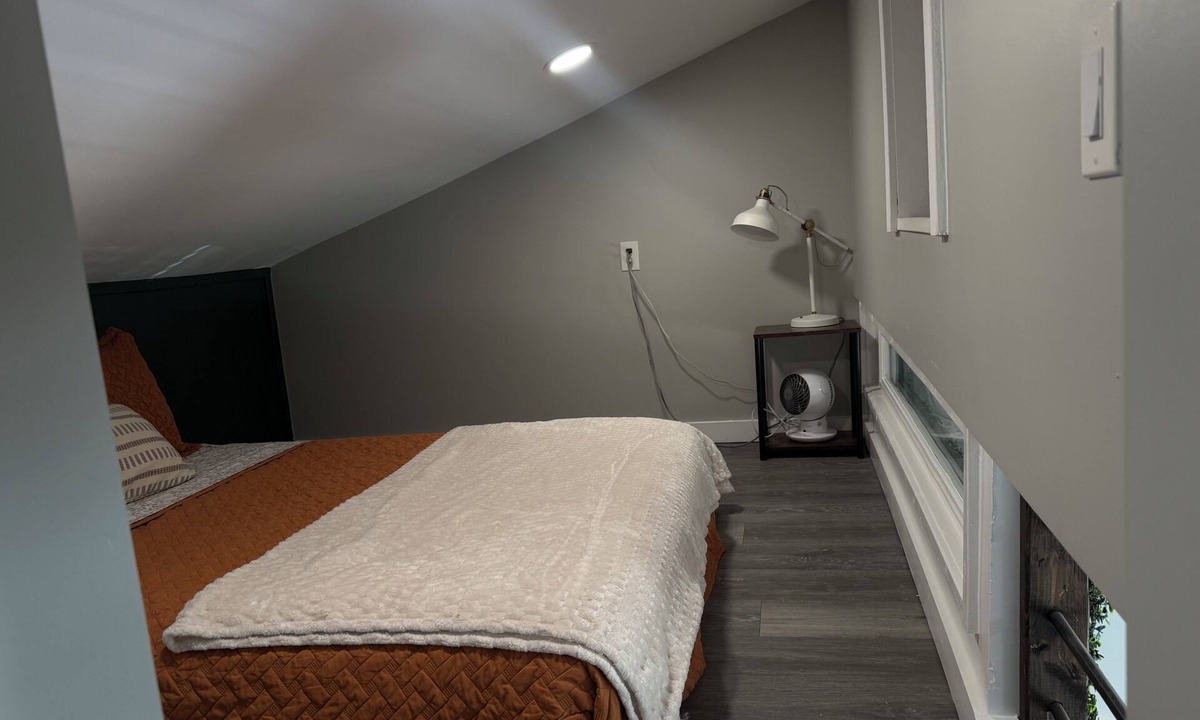 Stone Mountain Cottage | Lovely pet friendly tiny house! ….