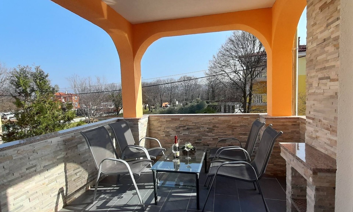 Sveti Anton Apartment | Lovely Pet Friendly Apartment Angela
