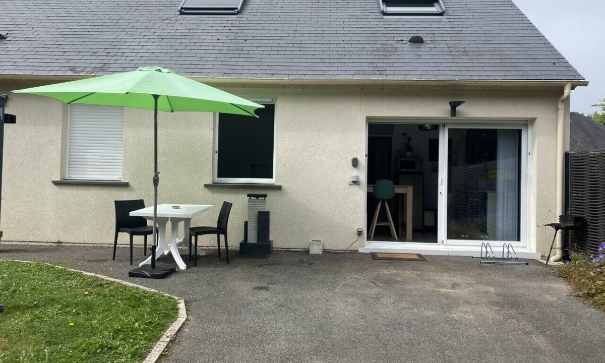 Gourin Apartment | Lovely pied a terre.