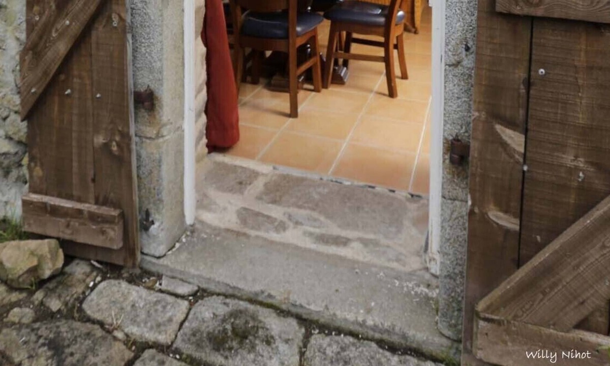 Saint-Germain-lʼHerm House | lovely quiet house