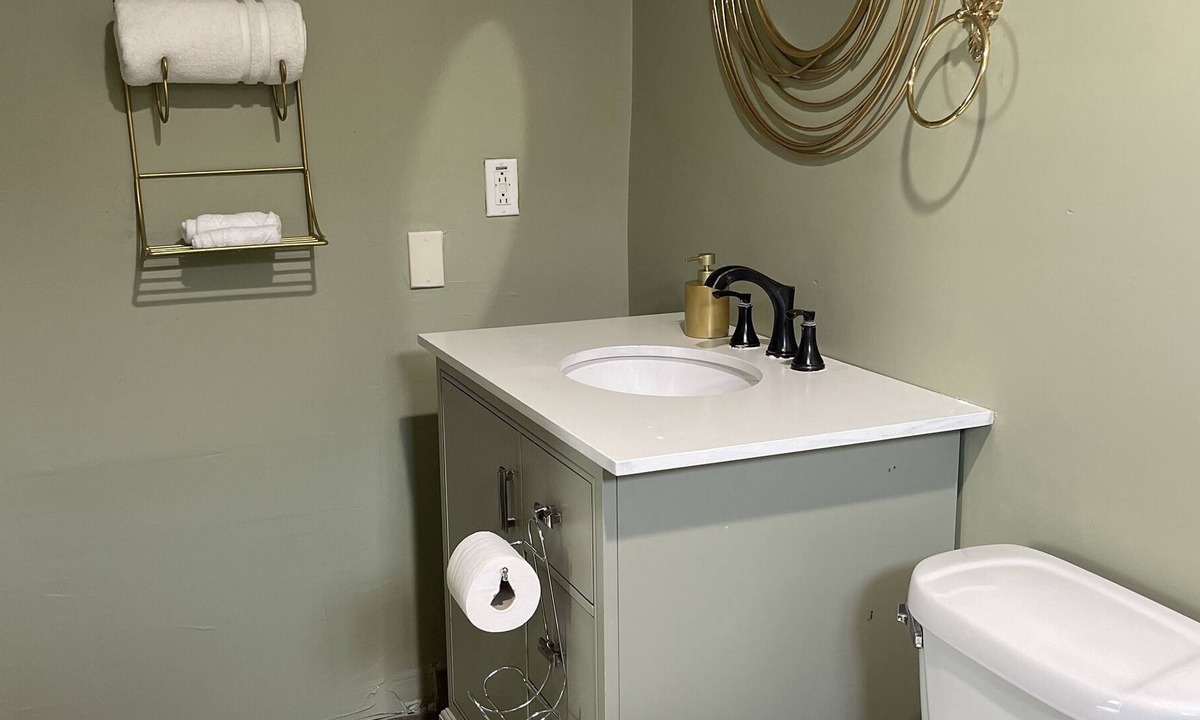 Bonanza House | lovely room 1 bed 1 bath