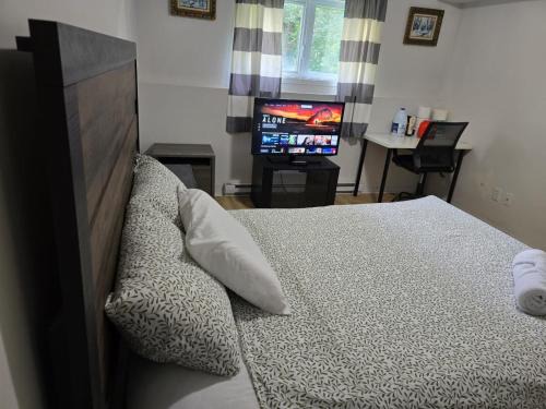 Communaute-Urbaine-de-l'Outaouais House | Lovely Room in Hull Gatineau