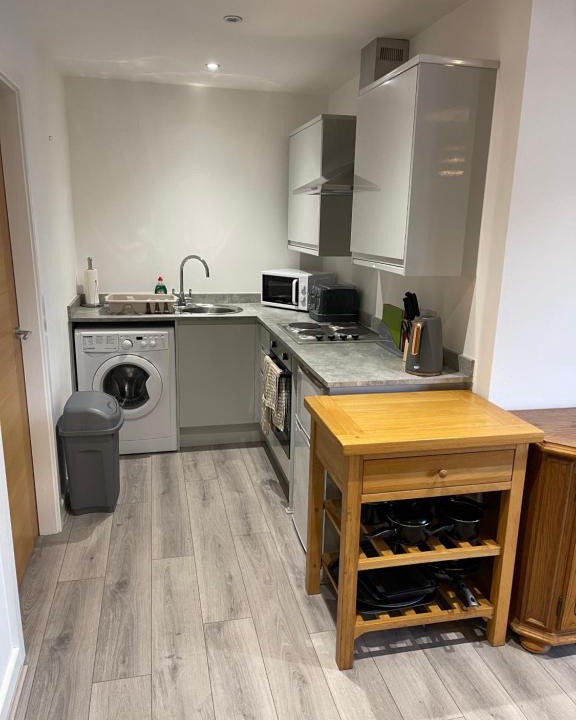 Formby Apartment | Lovely, Sleeps 8, Cafe Bars, Central Formby