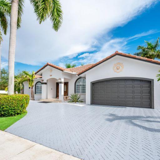 Ludlam Apartment | Lovely Stay.