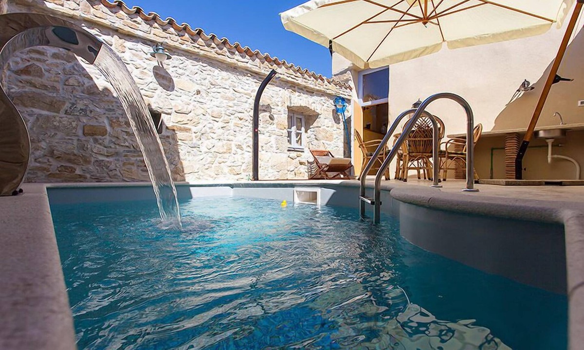 Krbune House | Lovely stone house with private pool outdoor shower
