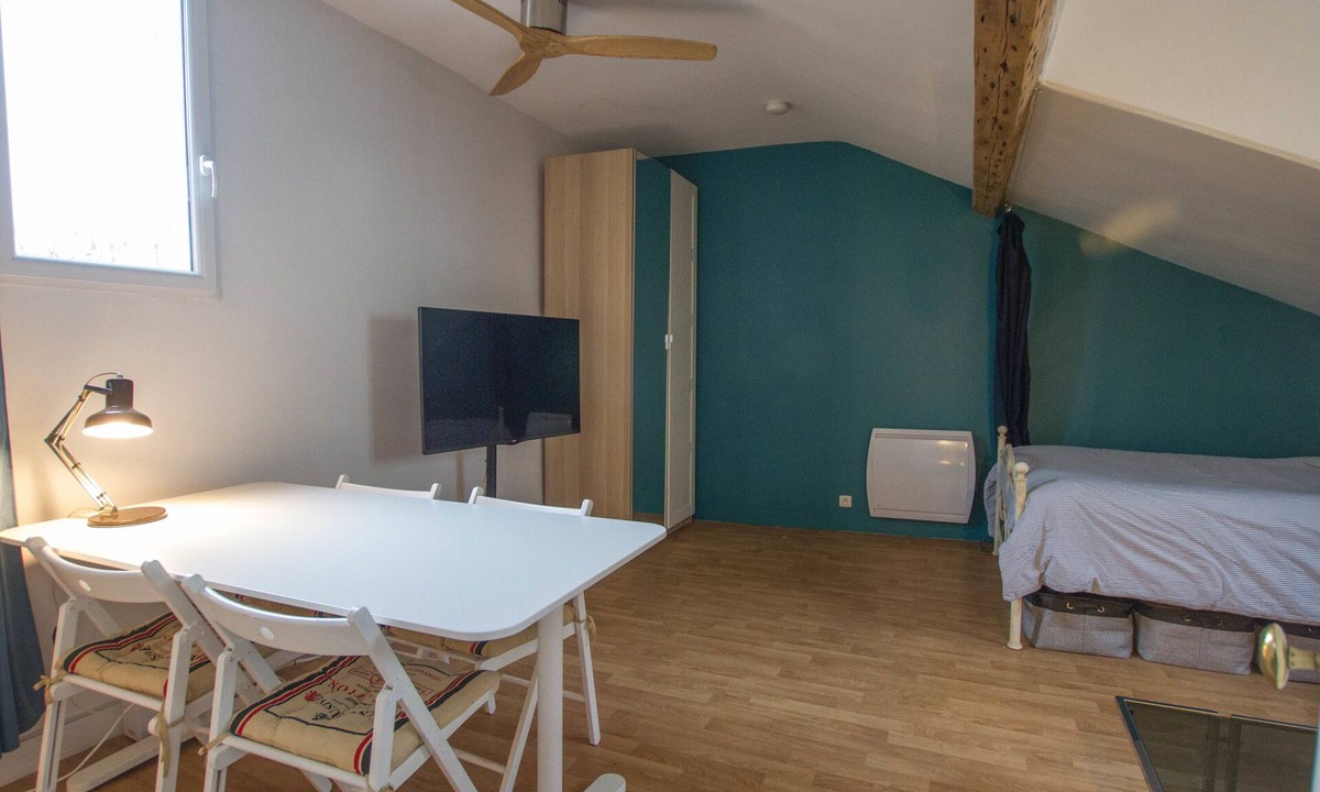 Le Pre-Saint-Gervais Apartment | Lovely studio - near park