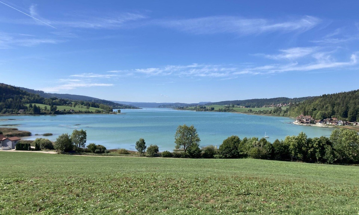 Malbuisson Apartment | Lovely studio - Lake view