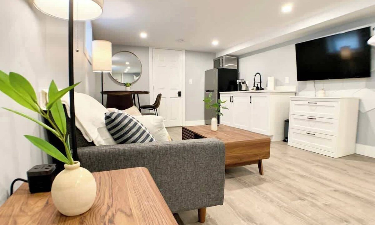 Arlington Condo | Lovely Studio - Spotless, W/D, Parking, Private