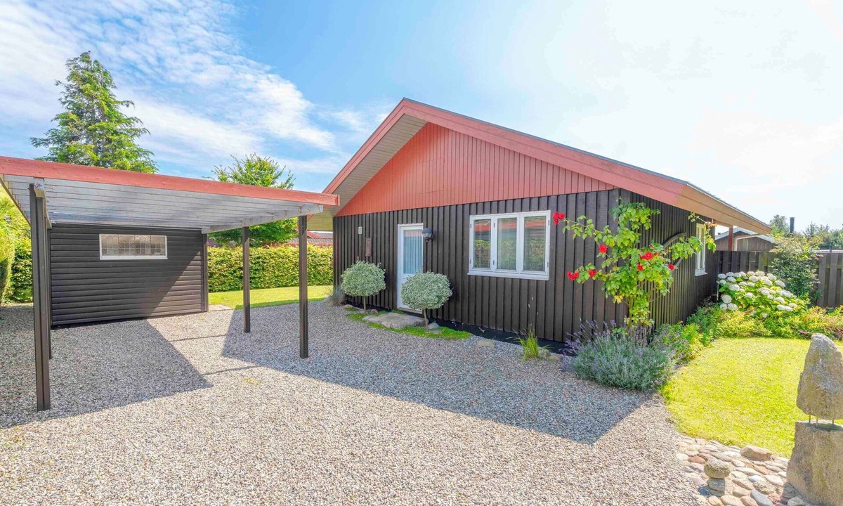Haarby House | Lovely summer house in Haarby by Helnæs.