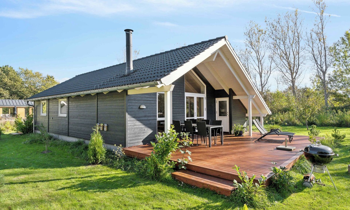 Vejby House | Lovely summer house with Spa close to the beach