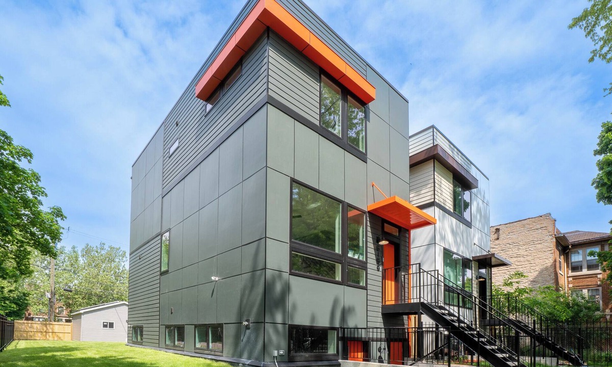Woodlawn House | Lovely three bedroom Loft, University Of Chicago, Obama Library
