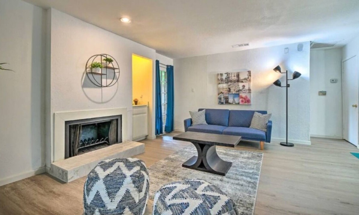 Northeast Dallas Apartment | Lover's Condo || Few miles away from Lake